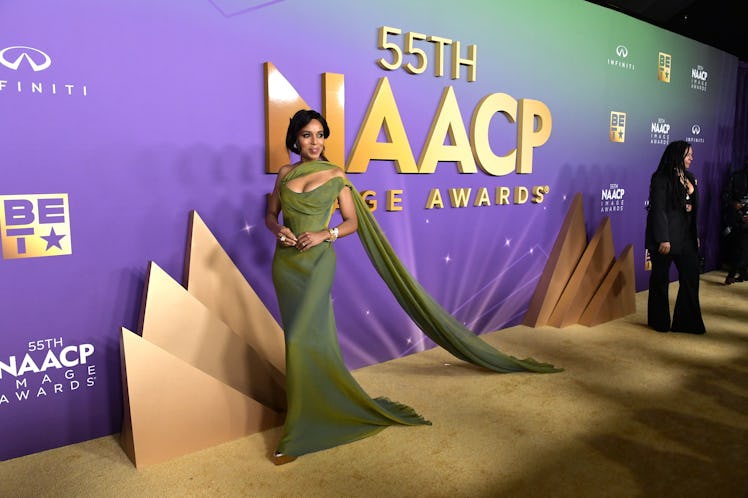 Kerry Washington attends the 55th Annual NAACP Awards at Shrine Auditorium and Expo Hall on March 16...