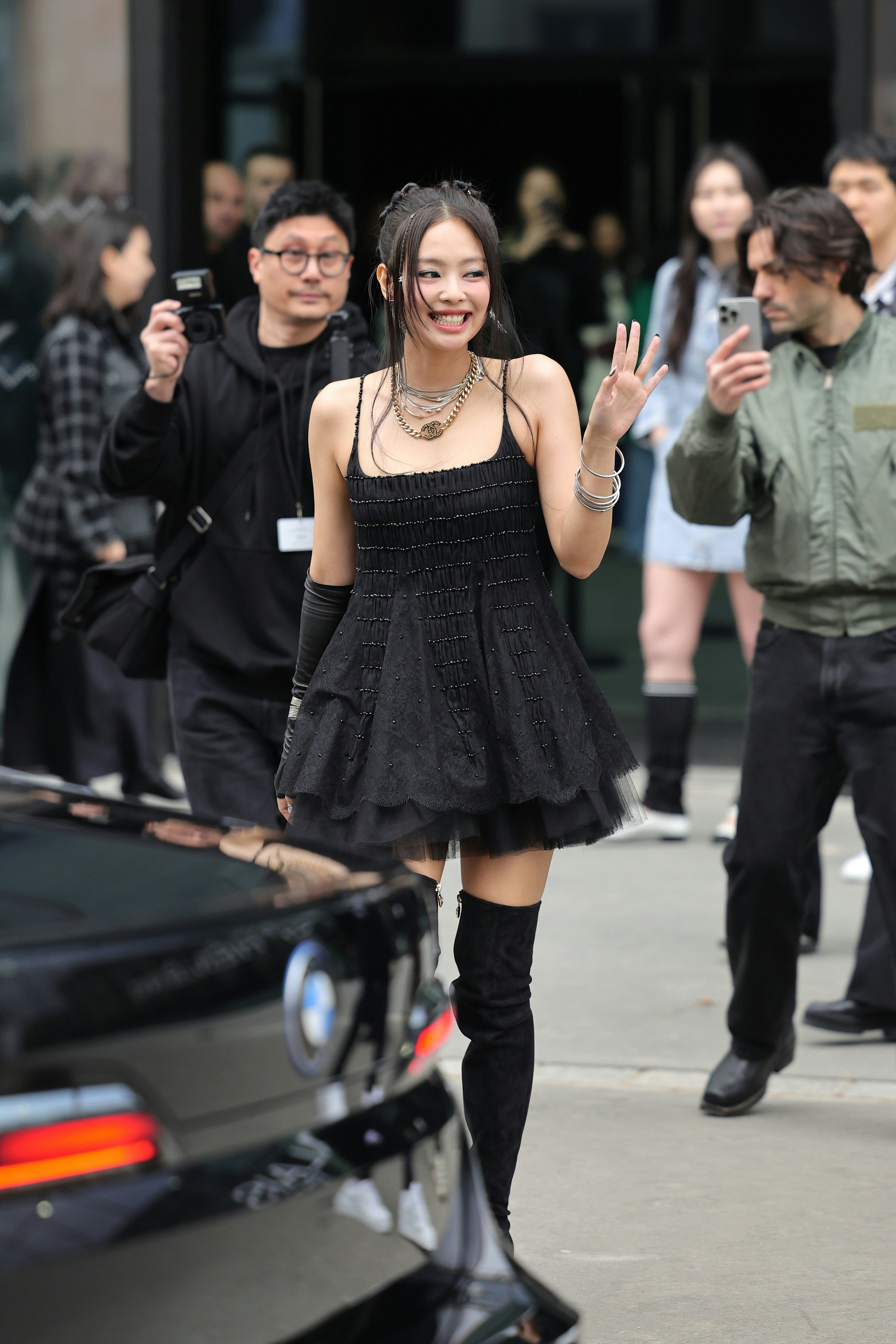 Blackpink's Jennie Kim Masters Off-Duty Fashion Week Style