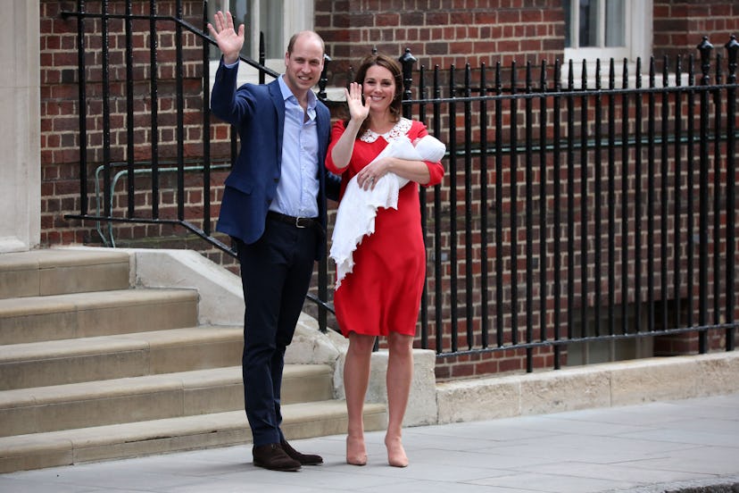 Kate Middleton has appeared for photographs hours after giving birth to each of her three children.