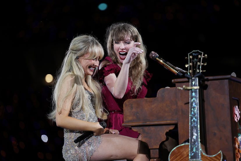 Sabrina Carpenter thanks Taylor Swift after finishing her Eras Tour run (performing together at Acco...