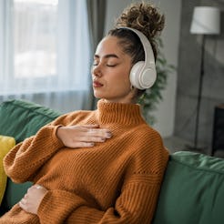 My review of Soaak, the sound frequency healing app.