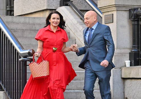 NEW YORK, NEW YORK - FEBRUARY 06:  Kristin Davis and Evan Handler are seen on the set of "And Just L...