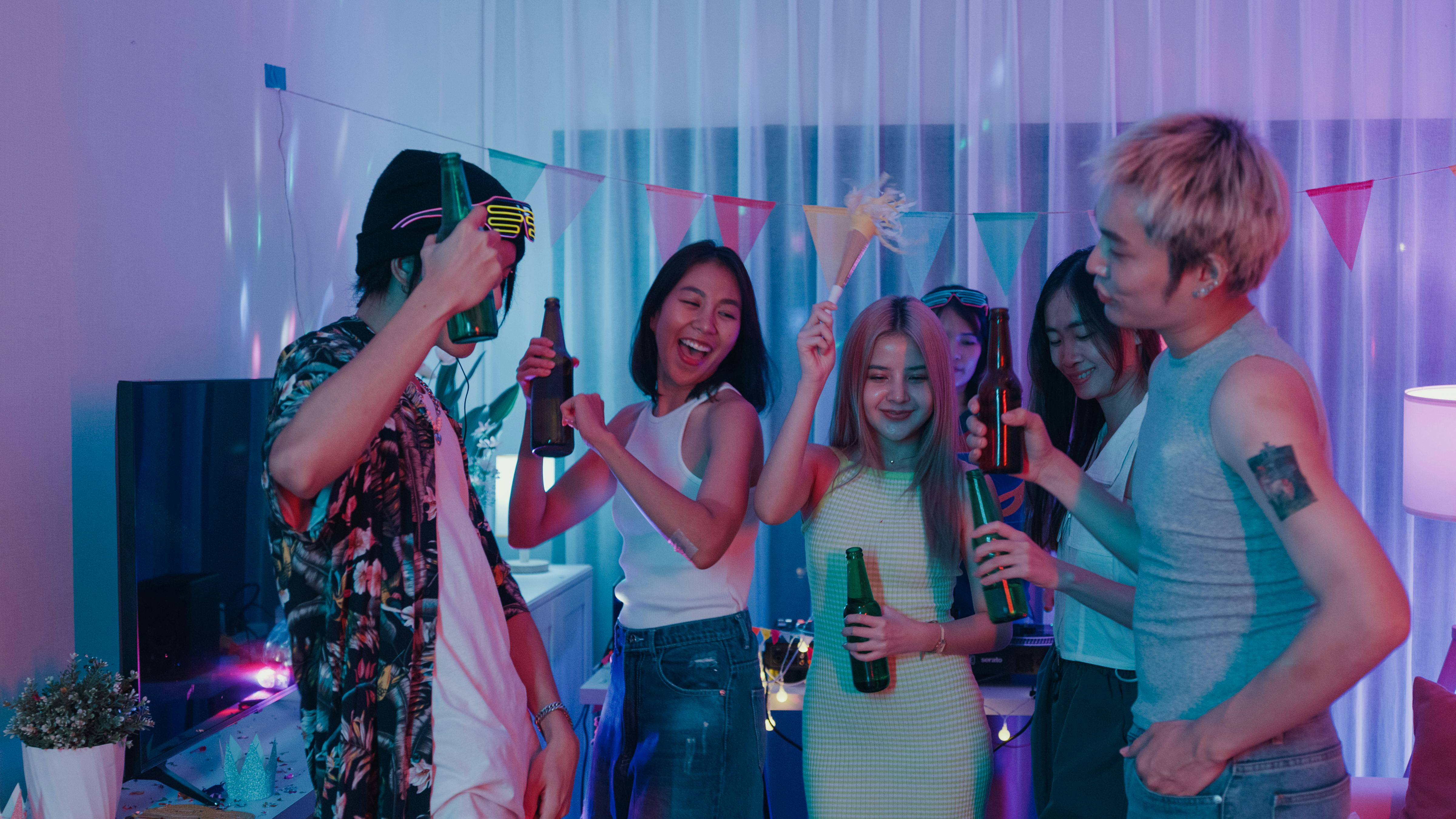 Your April 2024 love horoscope.