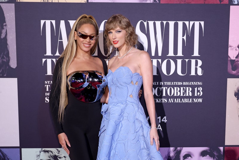 LOS ANGELES, CALIFORNIA - OCTOBER 11: (L-R) Beyoncé Knowles-Carter and Taylor Swift attend the "Tayl...