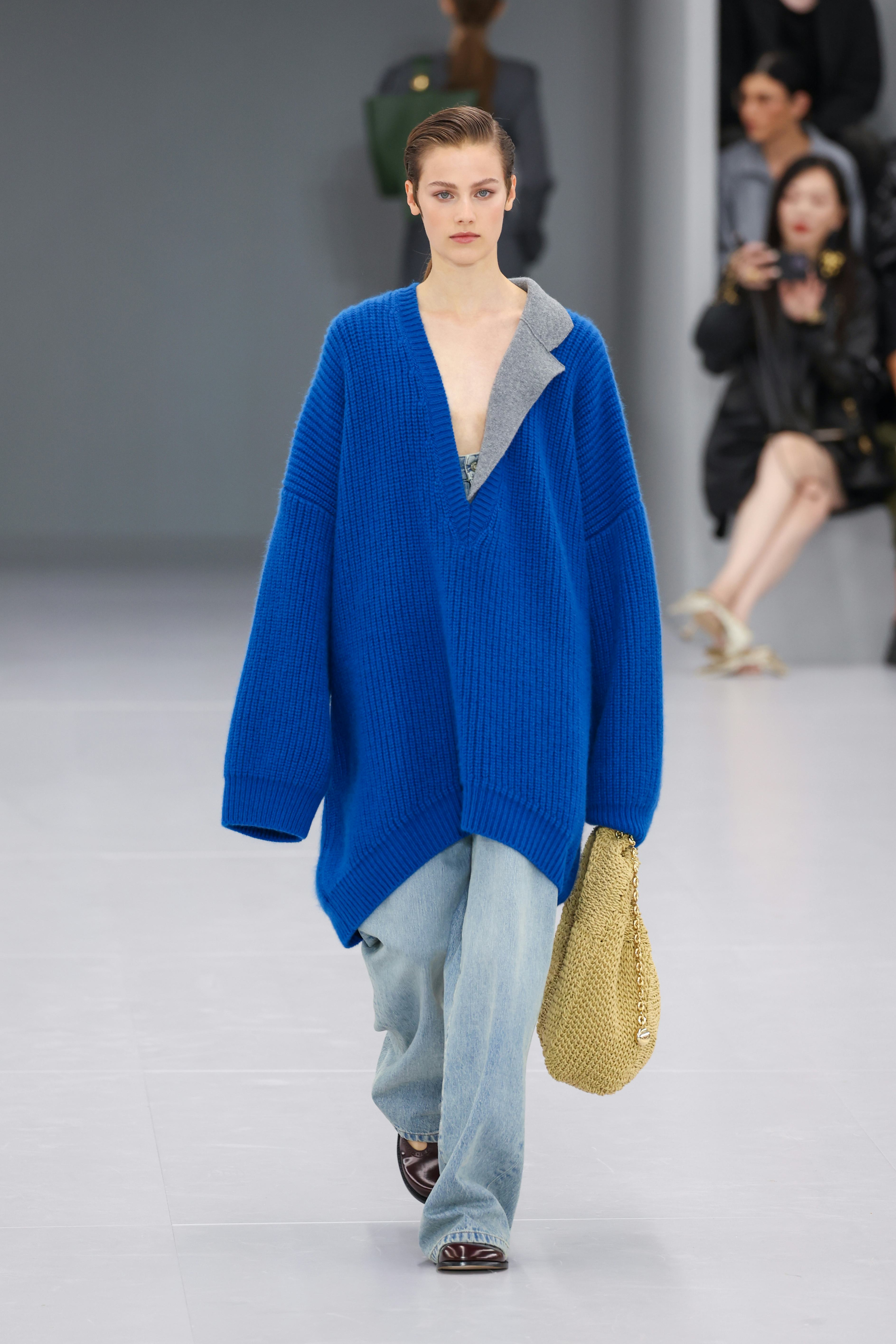 How to Wear Bright Colors and Still Look Chic