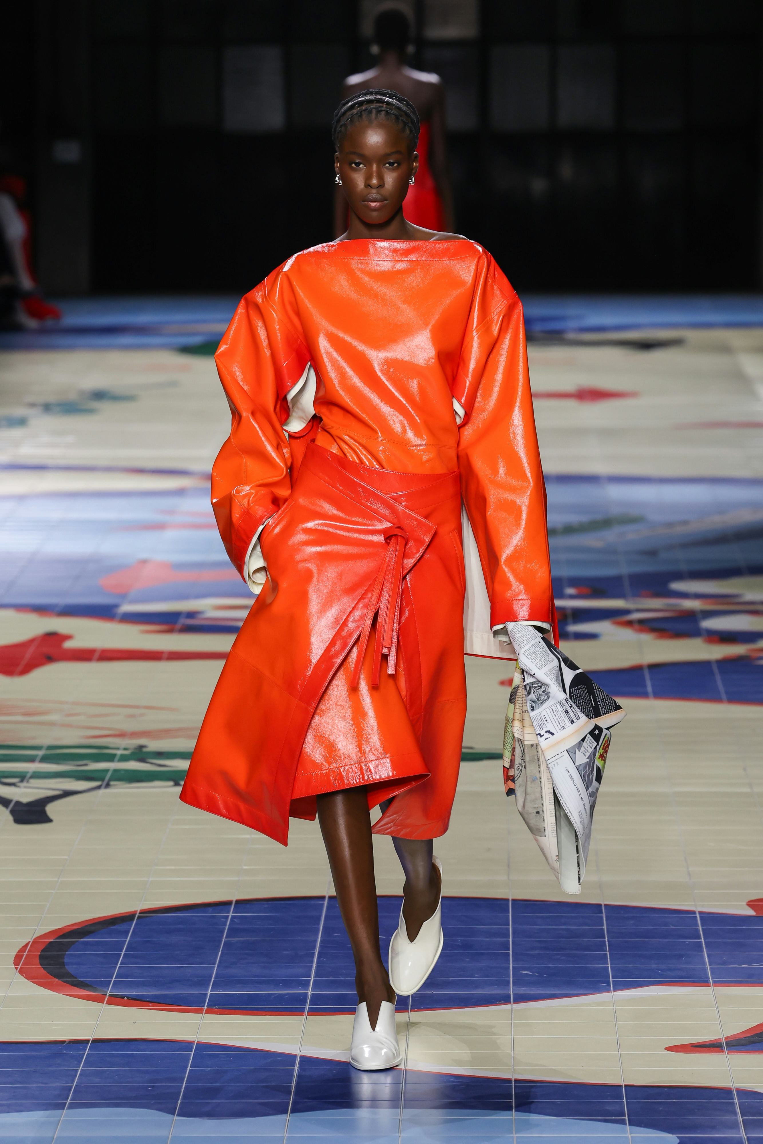 How to Wear Bright Colors and Still Look Chic