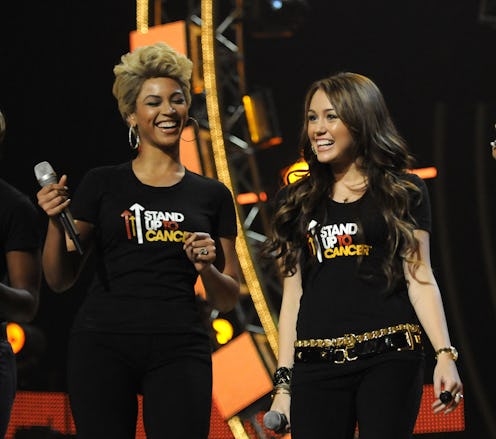 NEW YORK - SEPTEMBER 05:  Beyonce and Miley Cyrus perform on stage during the Conde Nast Media Group...