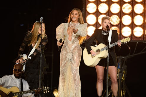 THE 50th ANNUAL CMA AWARDS - The 50th Annual CMA Awards, hosted by Brad Paisley and Carrie Underwood...