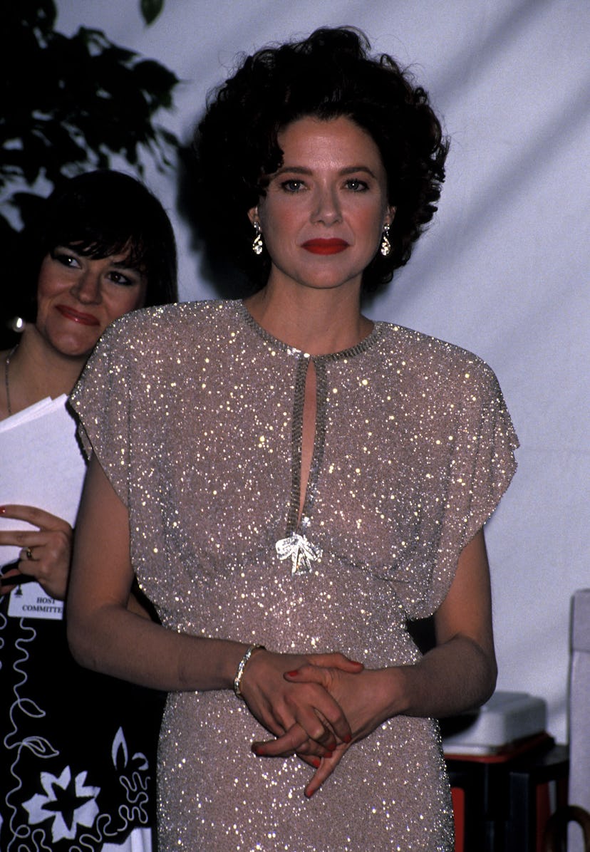Actress Annette Bening attends the 63rd Annual Academy Awards on March 25, 1991 at Shrine Auditorium...