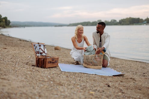 Here are the best summer date ideas, according to experts.