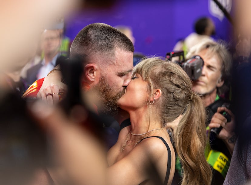 Taylor Swift seemingly wrote two songs about her new boyfriend, Travis Kelce, on her latest 'Torture...