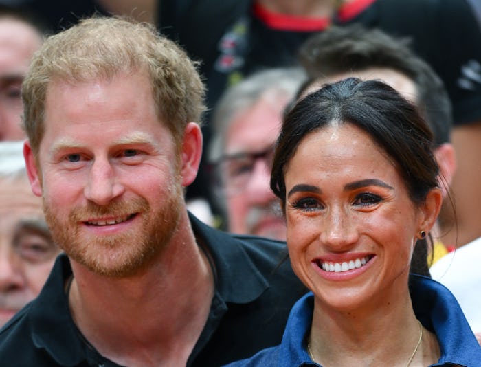 DUSSELDORF, GERMANY - SEPTEMBER 15: Prince Harry, Duke of Sussex and Meghan, Duchess of Sussex atten...