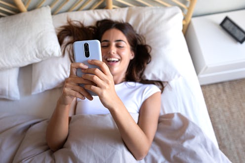 Flirty "good morning" texts to send to your crush.