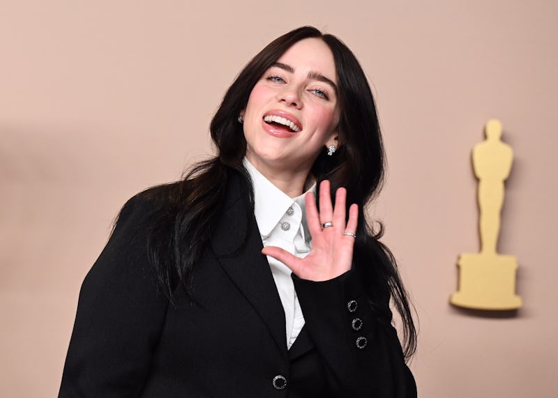 Billie Eilish Addresses Her Sexuality After “coming Out” Debacle