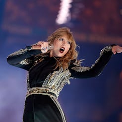 PERTH, AUSTRALIA - OCTOBER 19:  Taylor Swift performs at Optus Stadium on October 19, 2018 in Perth,...