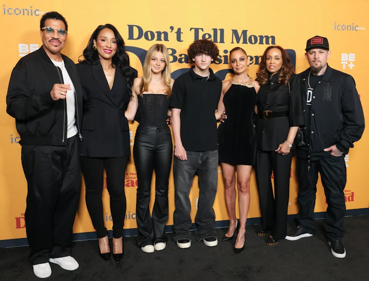 Lionel Richie, Lisa Parigi, Harlow Madden, Sparrow Madden, Nicole Richie, Brenda Harvey-Richie, and ...