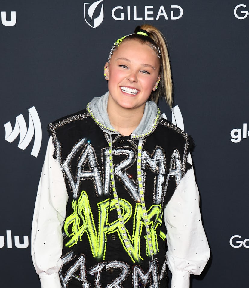 JoJo Siwa's dating history is full of TikTok stars.