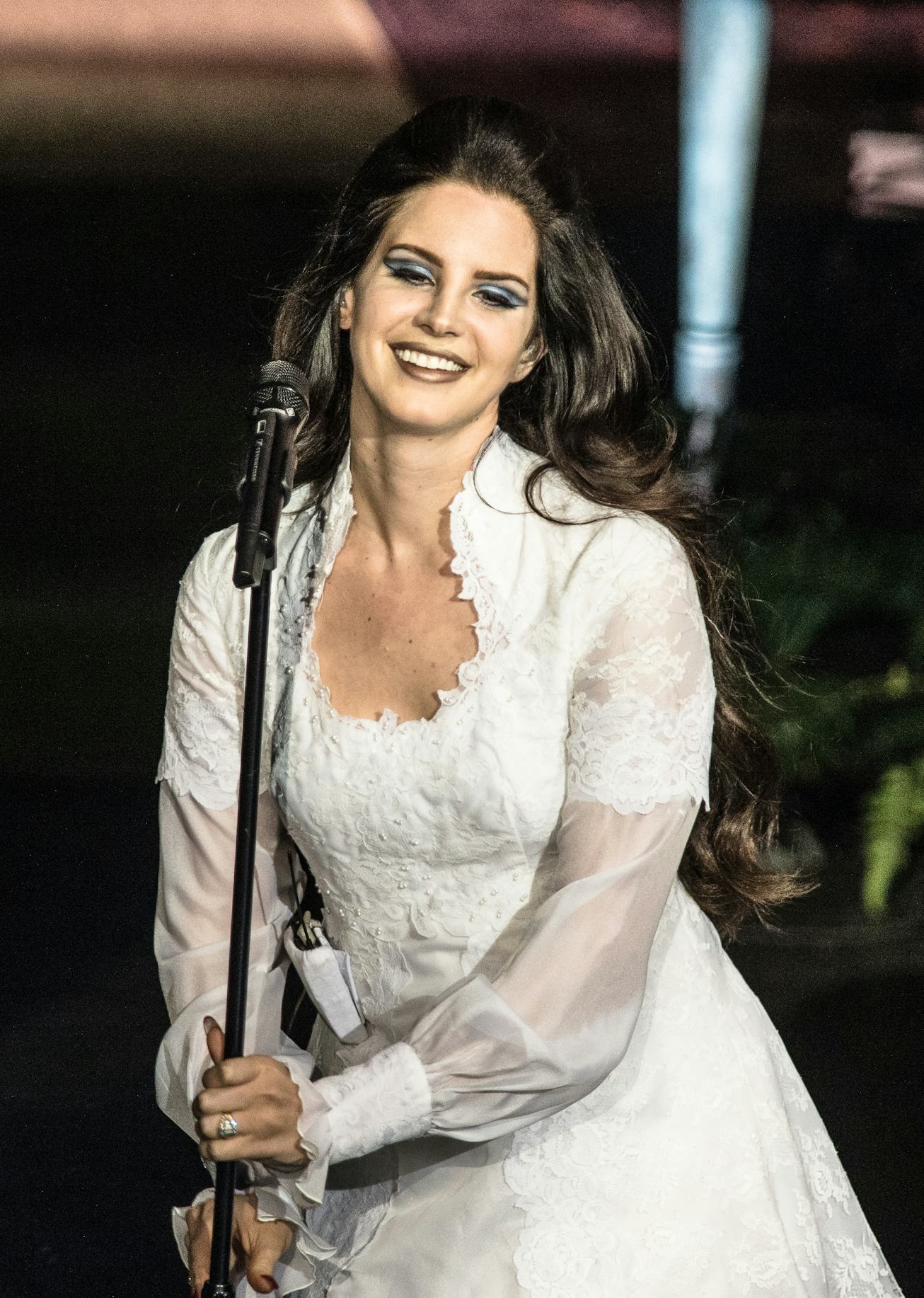 PARIS, FRANCE - APRIL 27: Lana del Rey performs at L'Olympia on April 27, 2013 in Paris, France. (Ph...