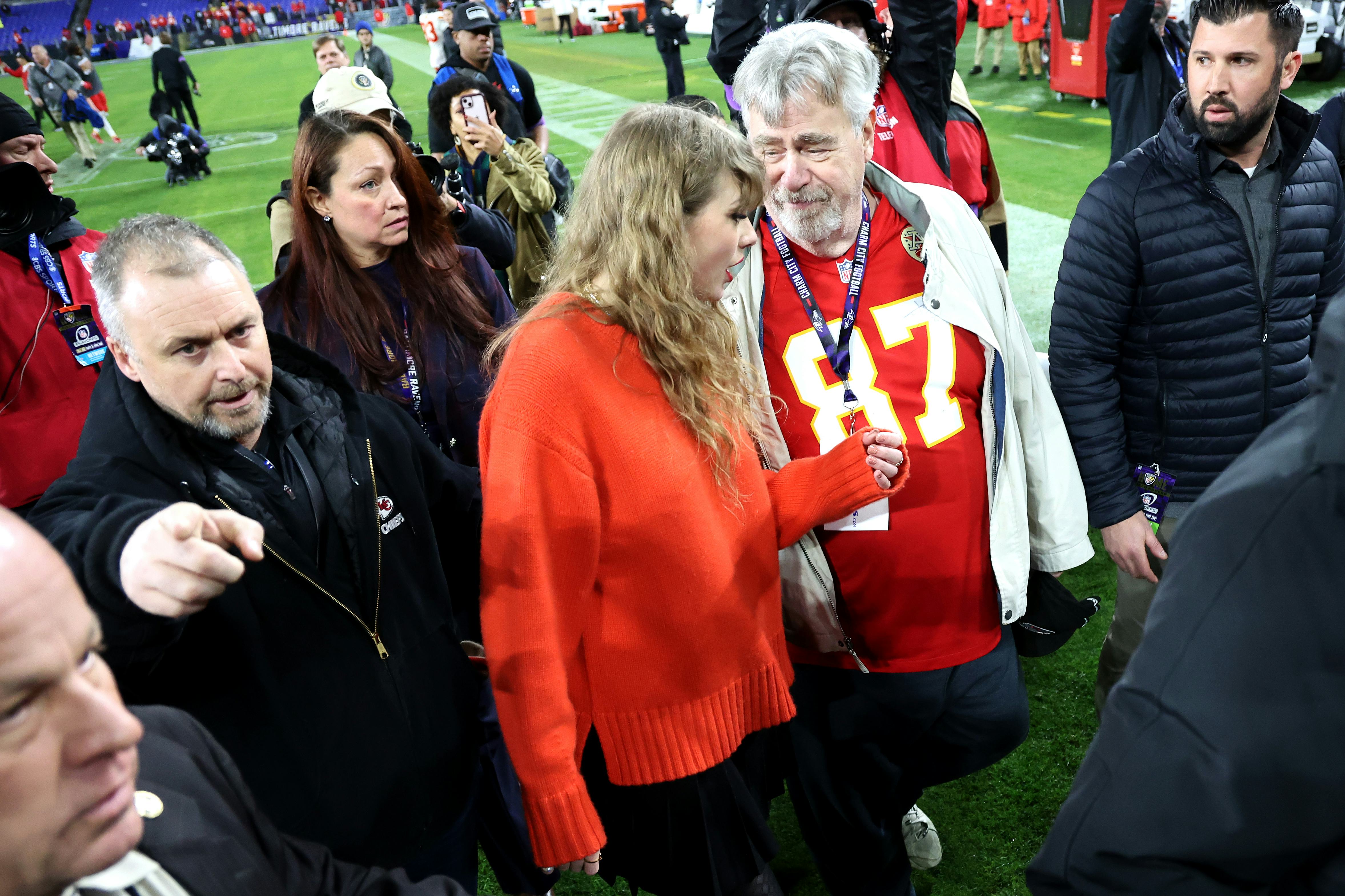 All Of Travis Kelce&rsquo;s Family’s Quotes About Taylor Swift