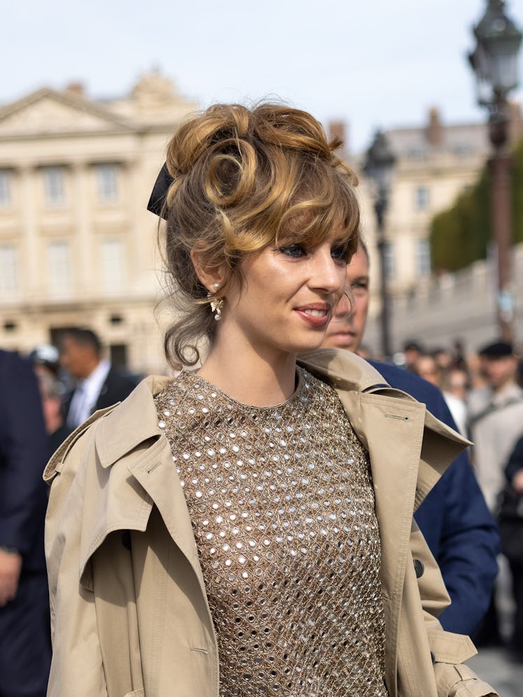 PARIS, FRANCE - SEPTEMBER 26: Maya Hawke attends the Christian Dior Womenswear Spring/Summer 2024 sh...