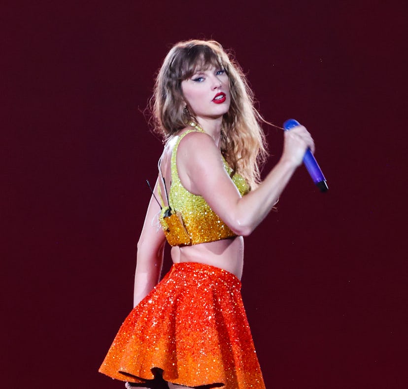 Taylor Swift included shoutouts to Travis Kelce during her 87th Eras Tour show.