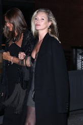 LONDON, ENGLAND - MAY 13: Kate Moss arrives for Gucci - Cruise Show 2025 at Tate Modern on May 13, 2...