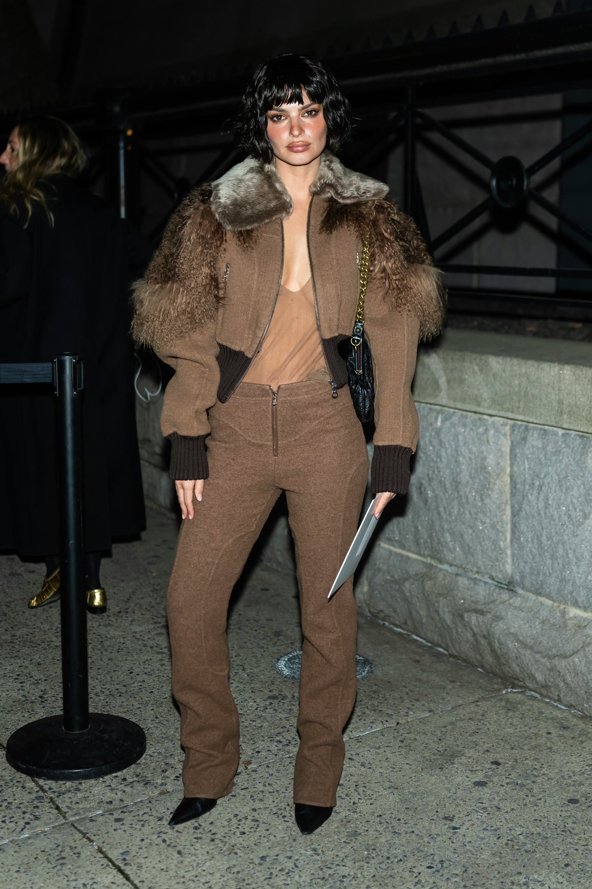 Emily Ratajkowski attends the Marc Jacobs fashion show in February 2023.