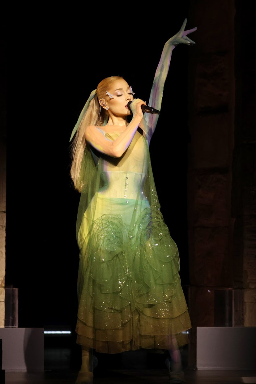NEW YORK, NEW YORK - MAY 06: Ariana Grande performs onstage during The 2024 Met Gala Celebrating "Sl...
