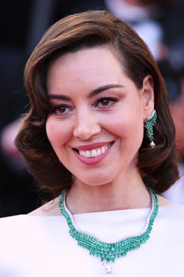 CANNES, FRANCE - MAY 16: Aubrey Plaza attends the "Megalopolis" red carpet during the 77th Annual Ca...