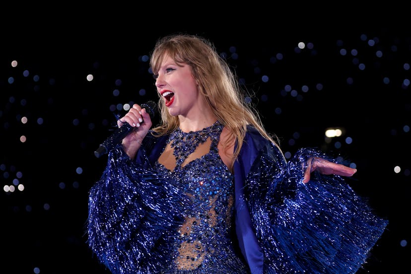 Taylor Swift has a dress malfunction at the Eras Tour and it's going viral on TikTok. 