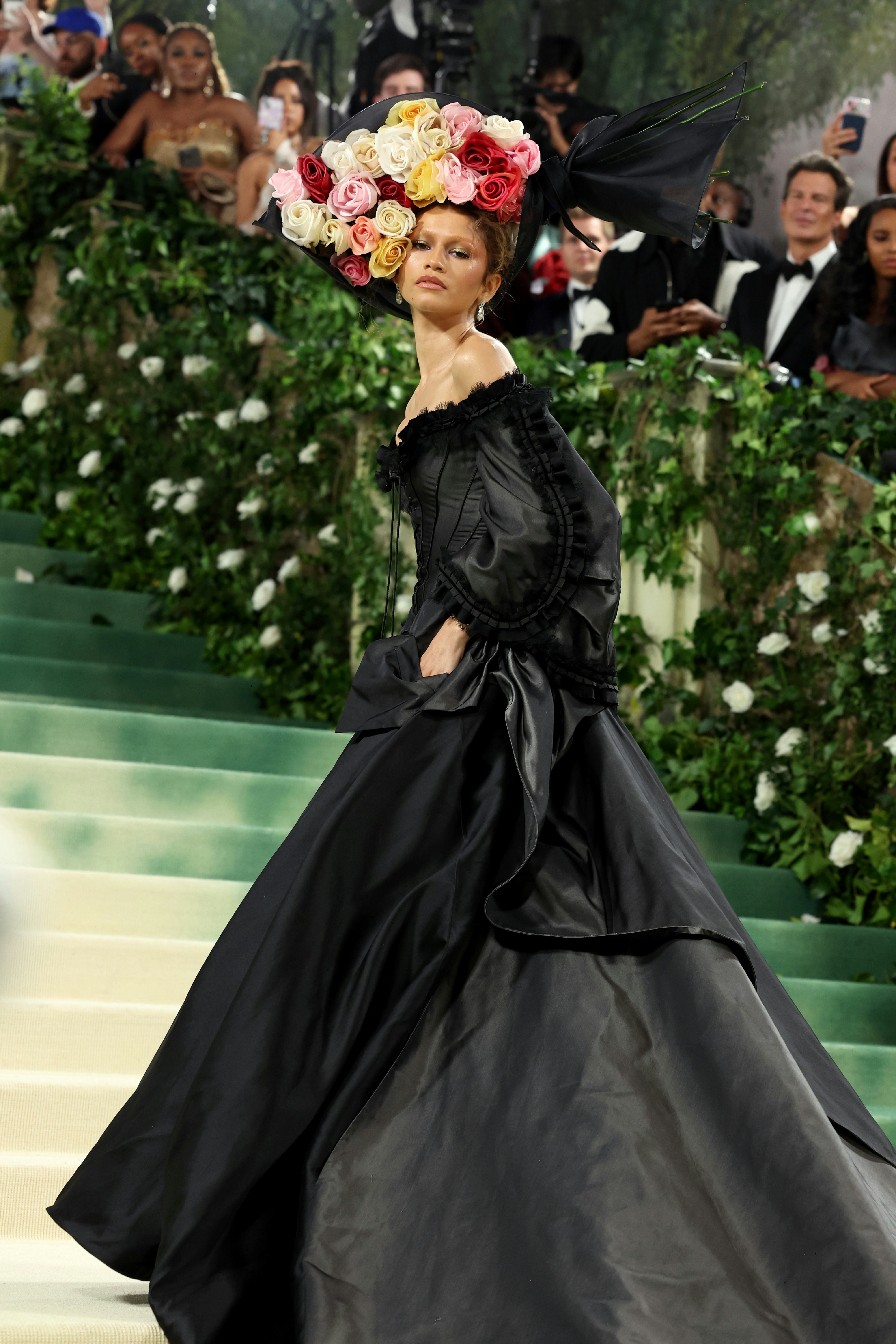 NEW YORK, NEW YORK - MAY 06: Zendaya attends The 2024 Met Gala Celebrating &ldquo;Sleeping Beauties: Reawa&hellip;