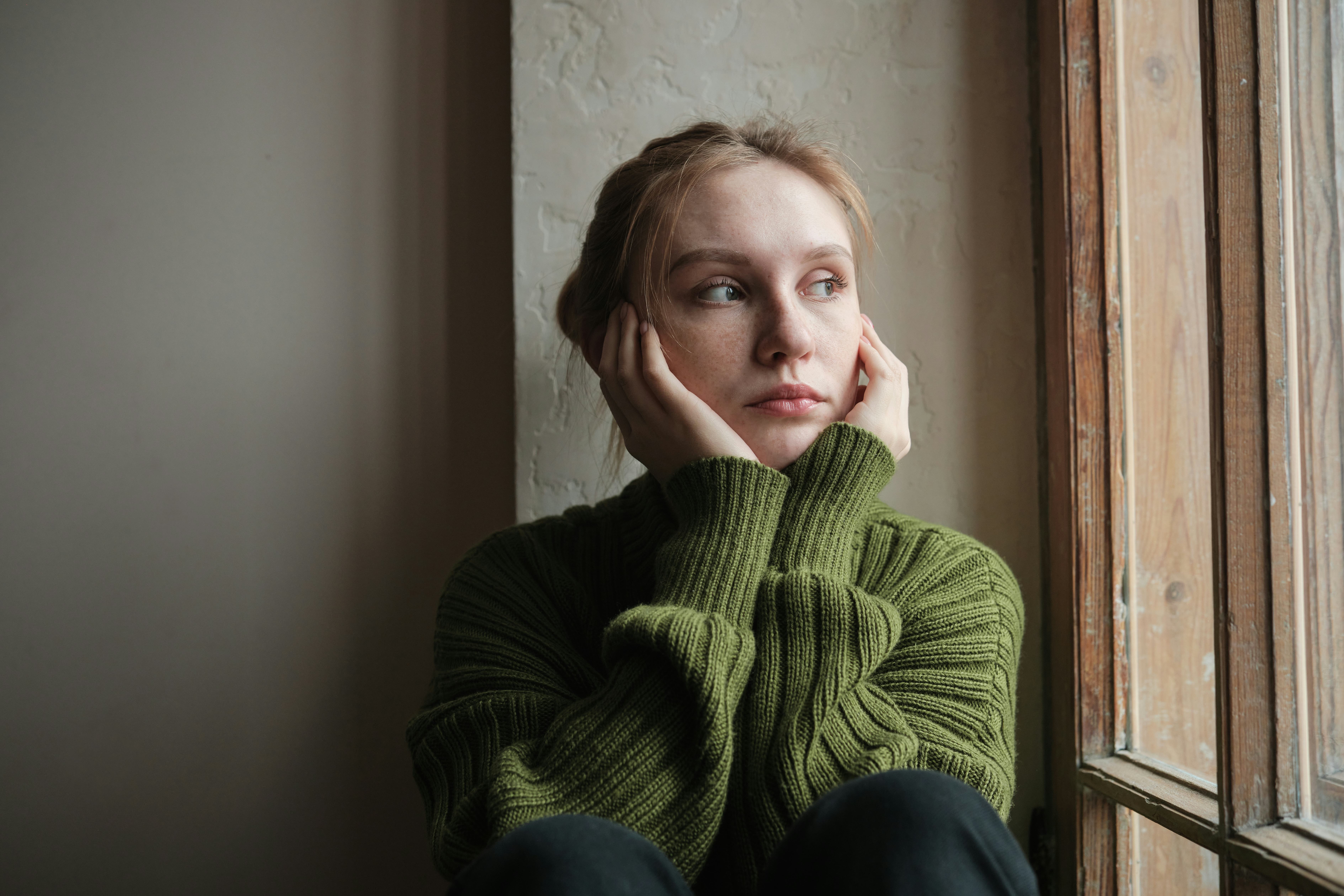 Experts share 38 signs you&rsquo;re not in love anymore.