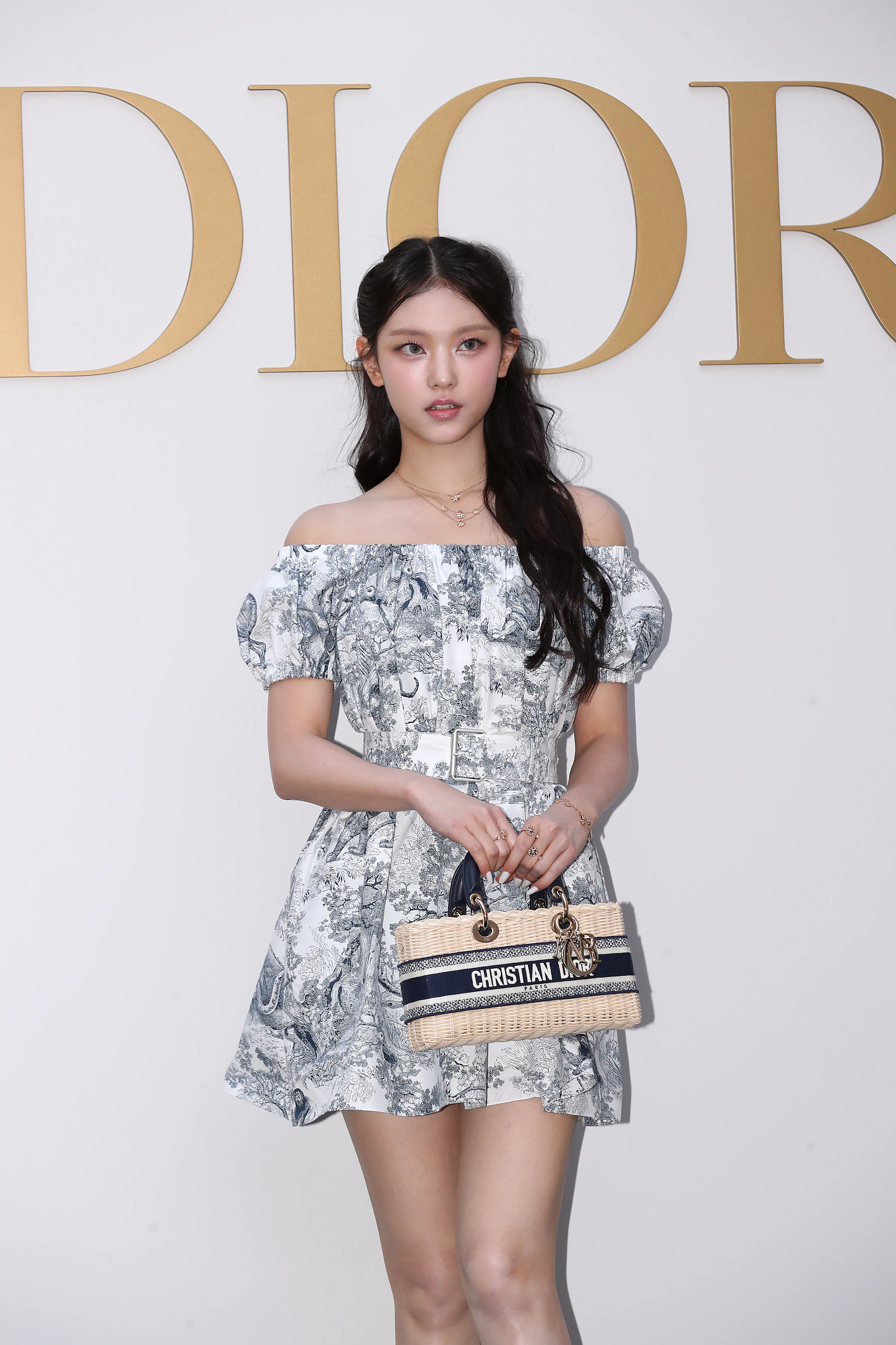 NewJeans's Haerin Turns a 1700s French Print Into the Perfect Summer Dress - Vimarsana News