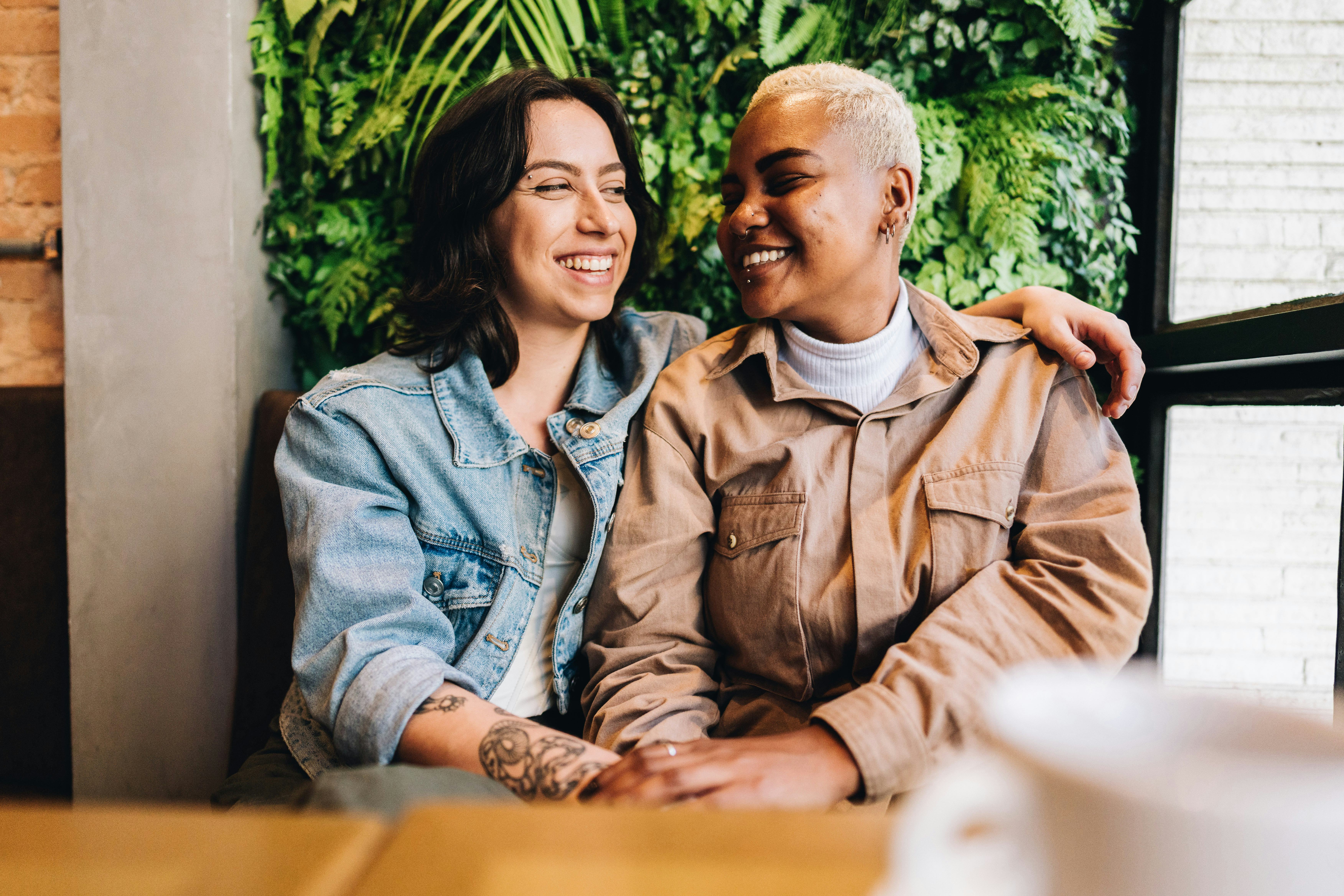 Want to get to know your crush better? Try asking these &ldquo;20 Questions."