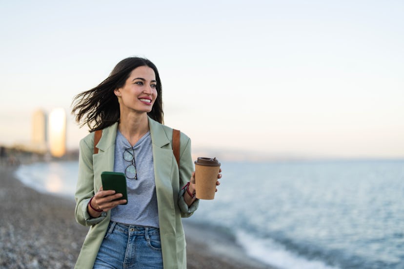 Level up your flirting game with these 100 “20 Questions” topics.