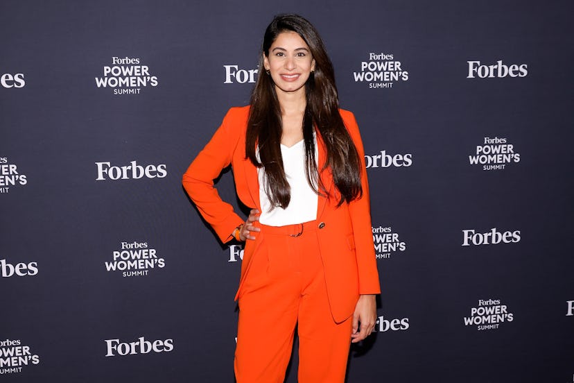 Dr. Asima Ahmad talks to Bustle about her career and how she founded Carrot Fertility.