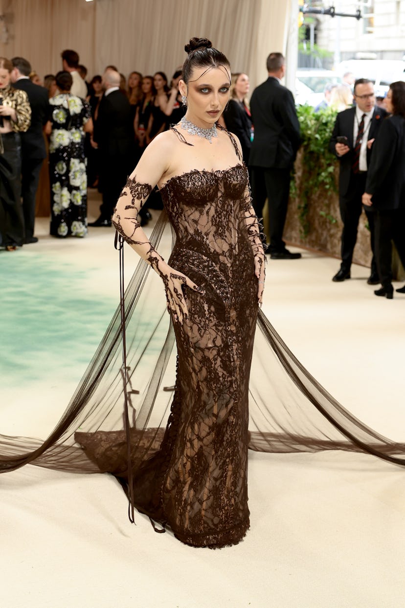 NEW YORK, NEW YORK - MAY 06: Emma Chamberlain attends The 2024 Met Gala Celebrating "Sleeping Beauti...