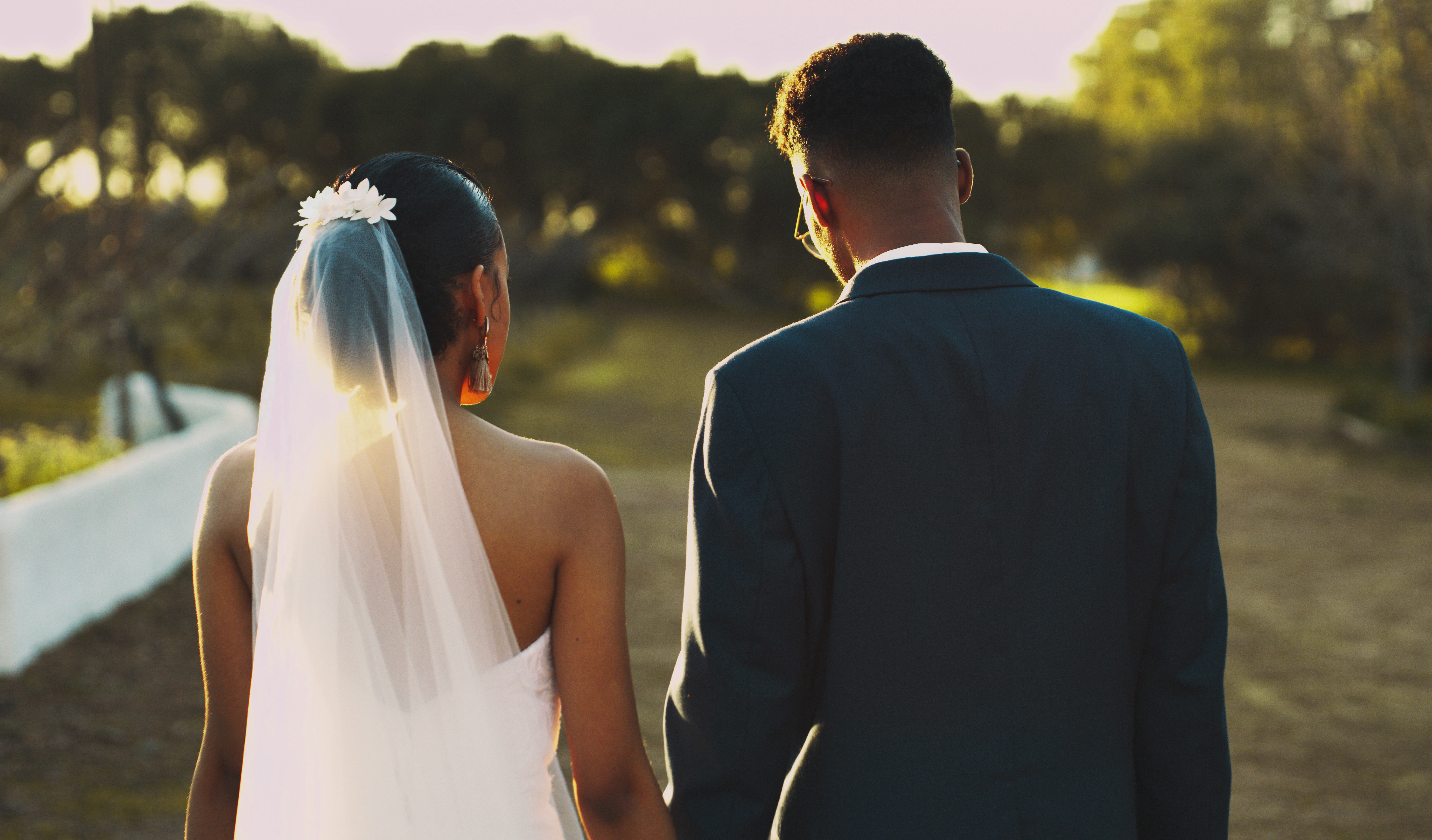 Planning a wedding? Avoid these mistakes.