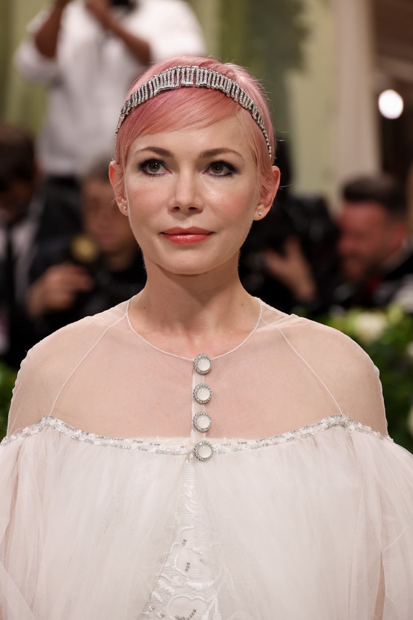 NEW YORK, NEW YORK - MAY 06: Michelle Williams attends The 2024 Met Gala Celebrating "Sleeping Beaut...