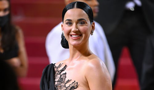Katy Perry's mom was fooled by a fake Met Gala photo.