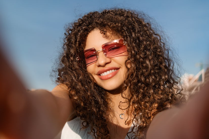 These 40 Instagram captions are perfect for all your selfies.