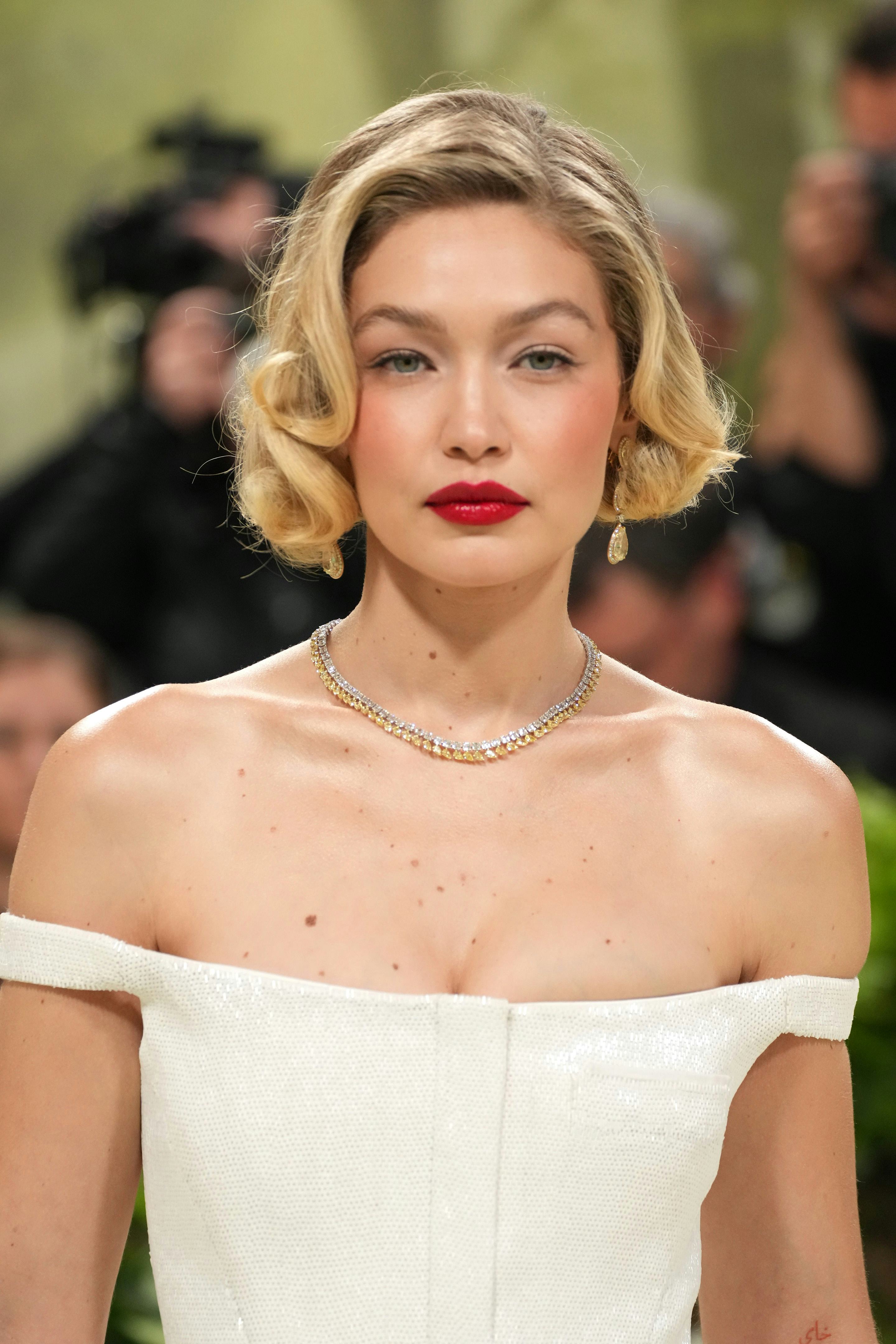 Gigi Hadid rocked a Marilyn Monroe-inspired bob at the 2024 Met Gala.