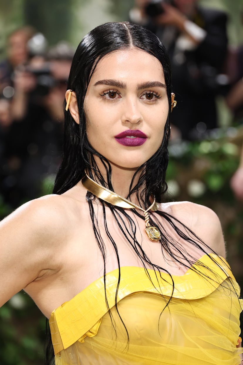 Amelia Gray Hamlin's wet strands made a statement at the 2024 Met Gala.