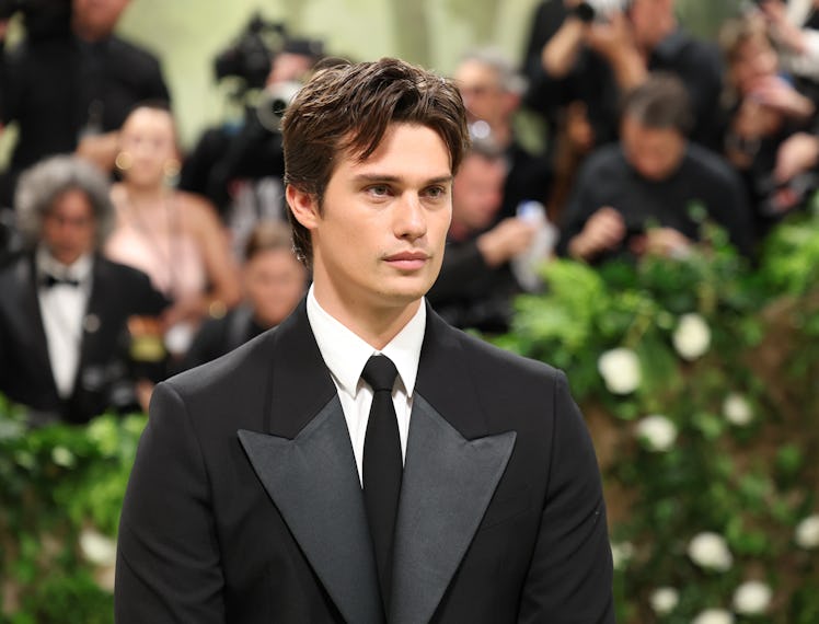 NEW YORK, NEW YORK - MAY 06: Nicholas Galitzine attends The 2024 Met Gala Celebrating "Sleeping Beau...
