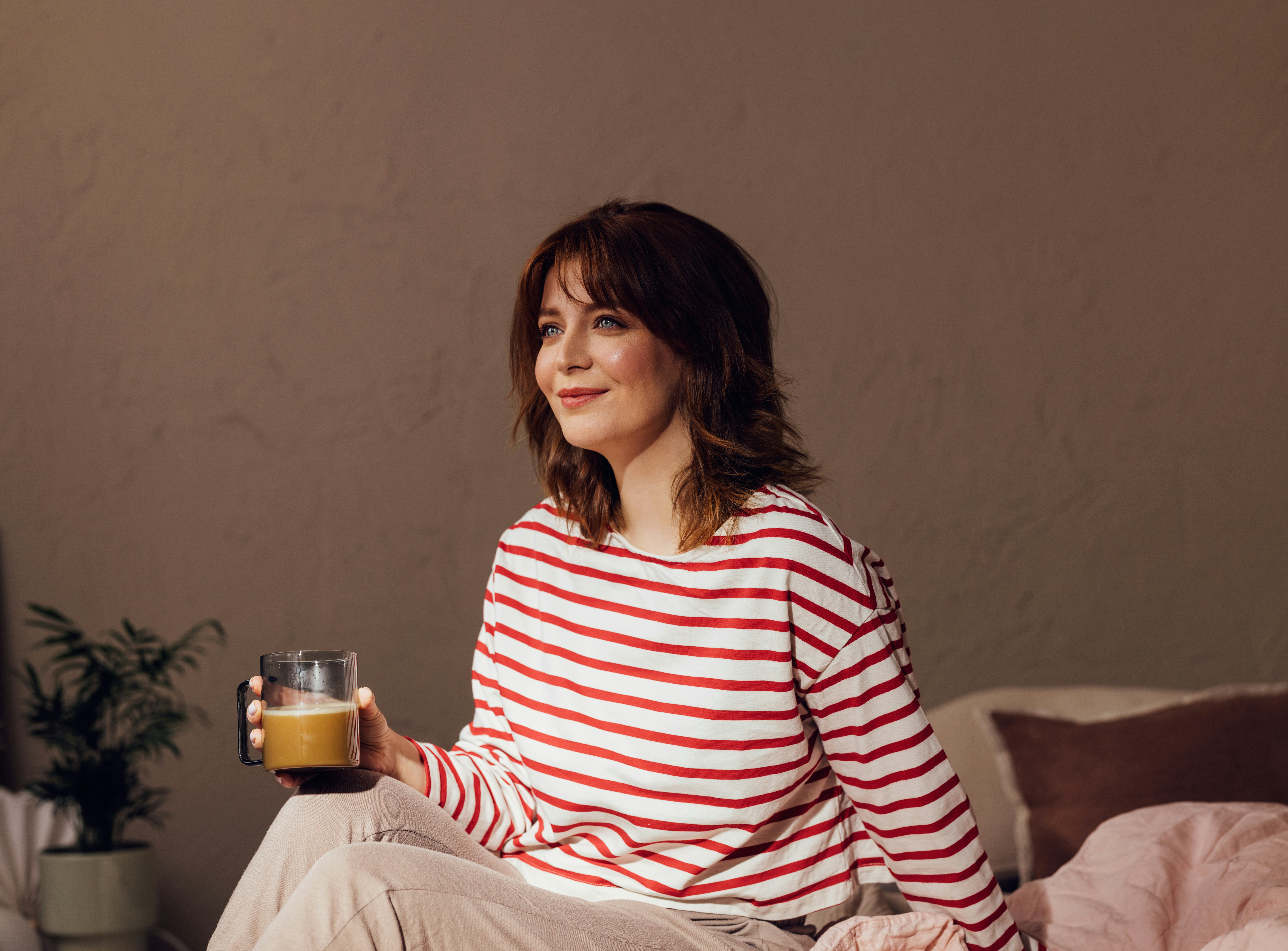 Start your day by sending these flirty &ldquo;good morning&rdquo; texts to your crush.