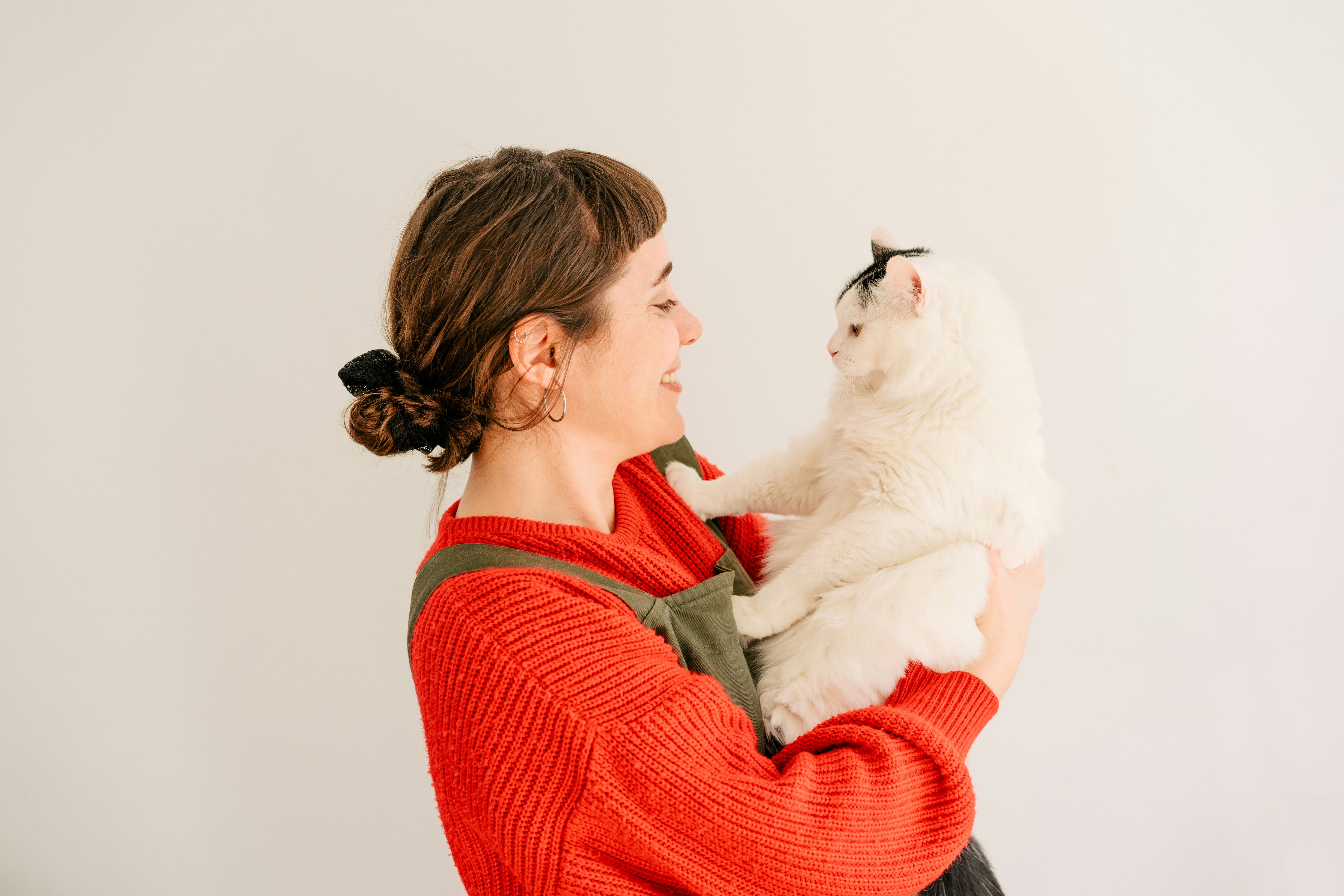 These hilarious jokes are about friends, love, work, money, and food.