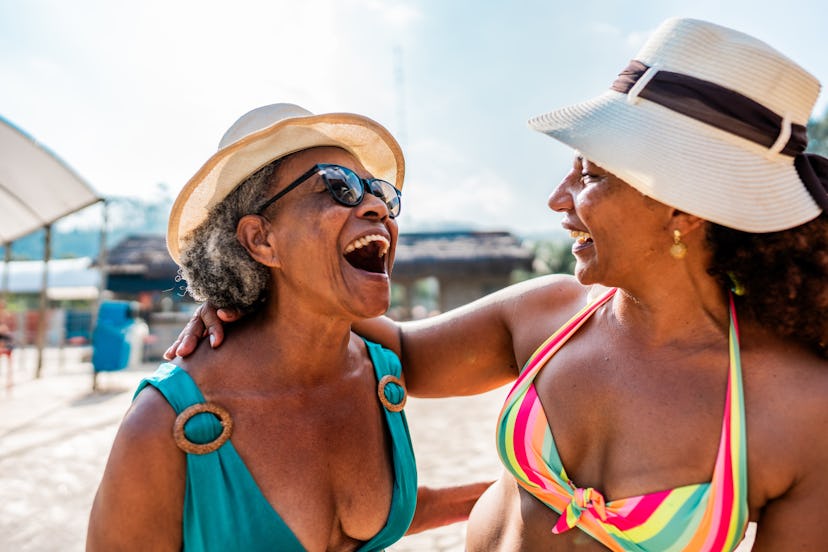 Share these 113 jokes with your friends, family, and coworkers.