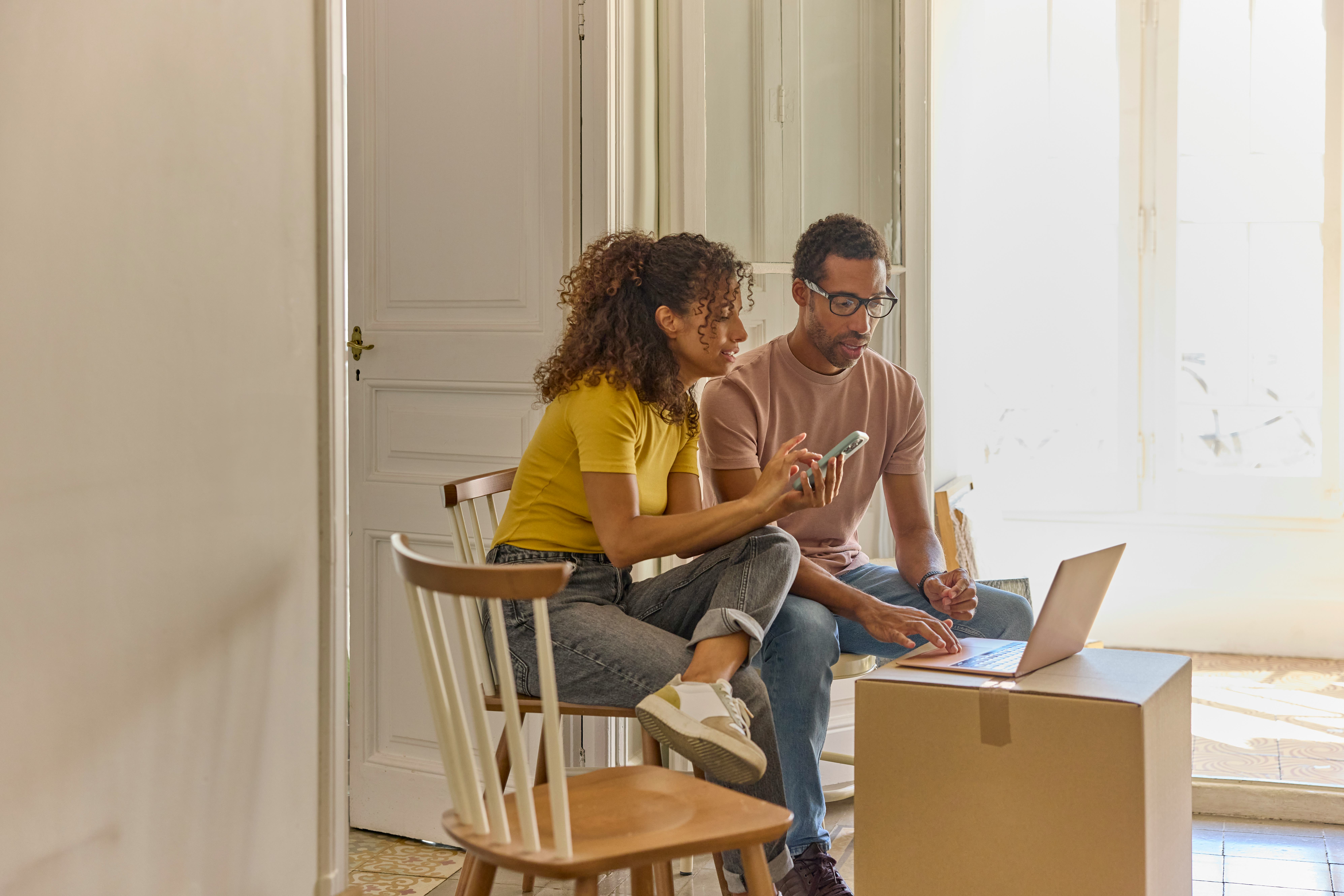 Zodiac signs who should move in with their partner.