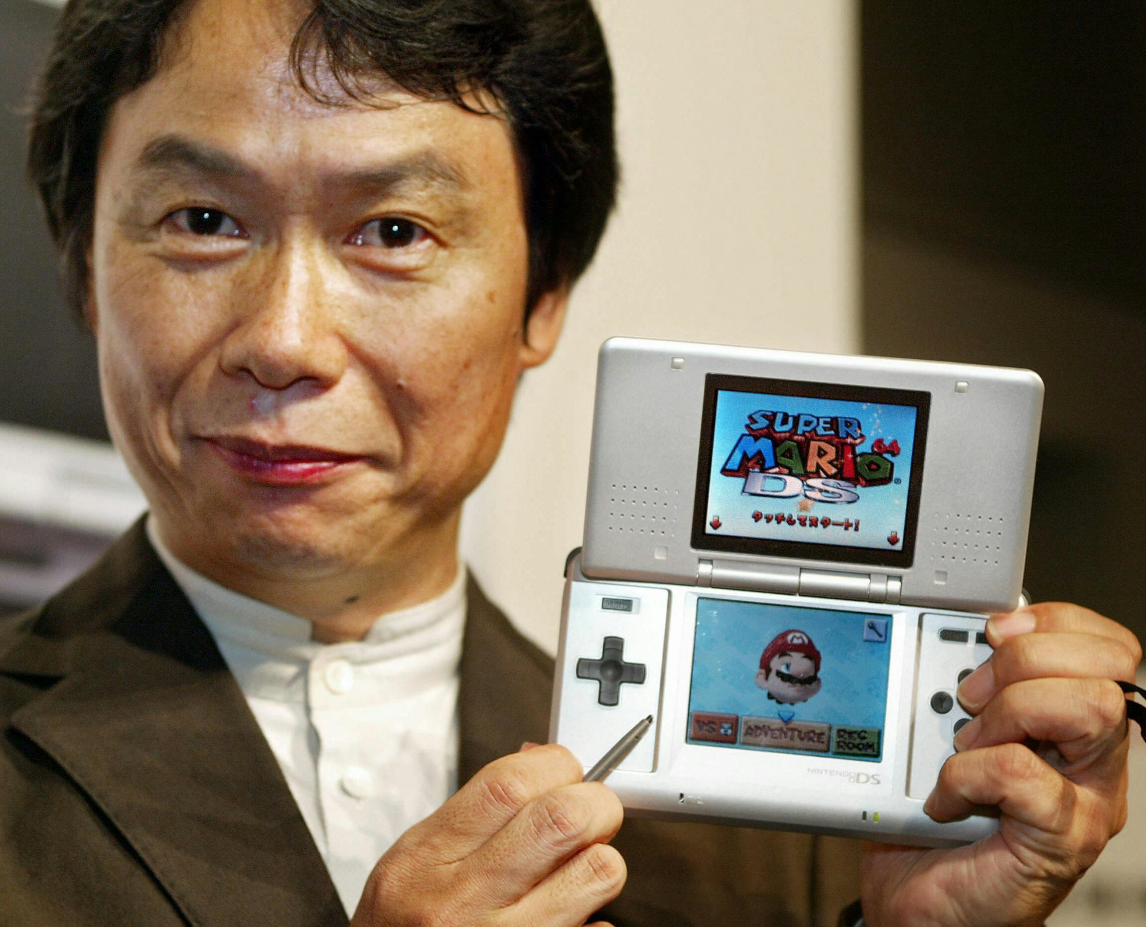 18 Years Ago, This Handheld Saved Nintendo From Losing Everything