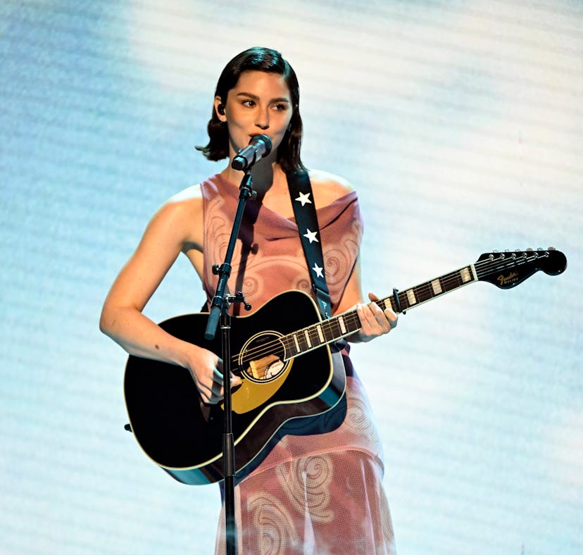Gracie Abrams and Taylor Swift's duet "Us" seems to be about Dylan O'Brien.